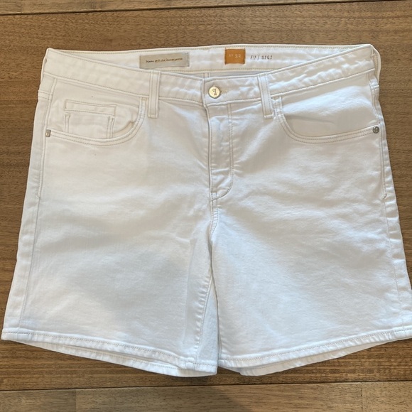 NWOT Pilcro and the Letterpress White Denim Shorts - Picture 2 of 7